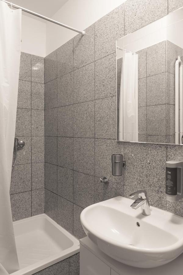 פראג Skolska Junior Apartment מראה חיצוני תמונה