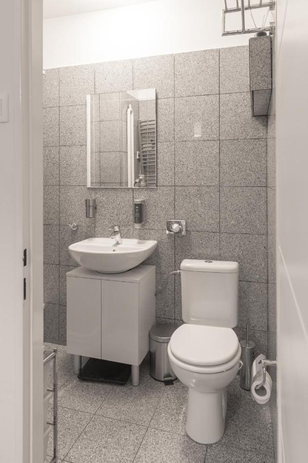 פראג Skolska Junior Apartment מראה חיצוני תמונה